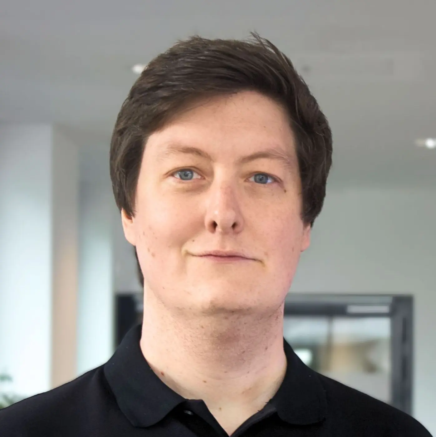 cropped-SAC_Portraitfoto_JWI_Web.jpg Mitarbeiterfoto vom Abteilungsleiter Infrastruktur, Jan Wiechmann